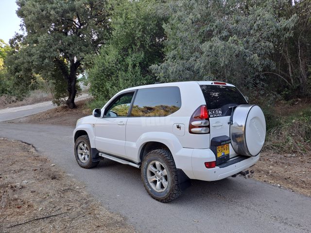 מודעת רכב טויוטה לנד קרוזר