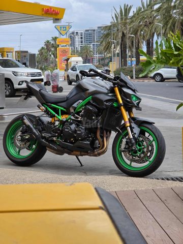 מודעת רכב קאוואסאקי Z900