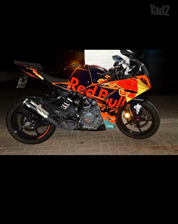 מודעת רכב KTM SuperSport RC 390