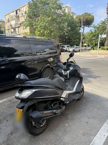 מודעת רכב קימקו דאון-טאון 350