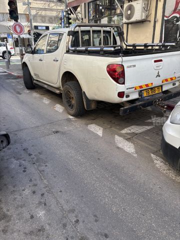מודעת רכב מיצובישי
