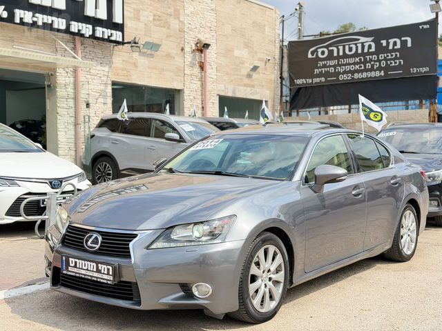 מודעת רכב לקסוס GS