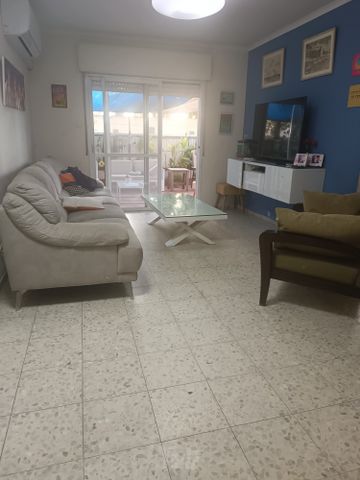 שפק 3