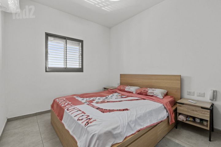 Holon, Israel 3