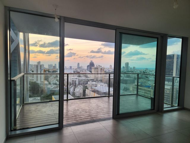 Tel Aviv-Yafo, Israel 4