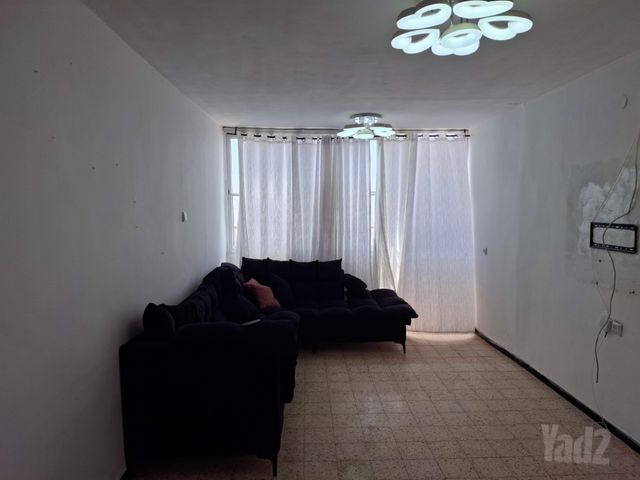 יצחק בן צבי 10