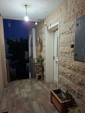 המשלט 21