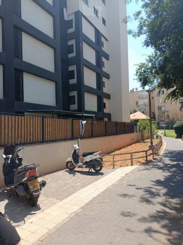 Tel Aviv-Yafo, Israel 8