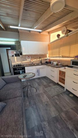 Rehovot, Israel 7