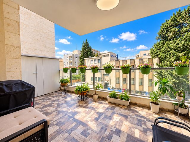 Rehovot, Israel 7