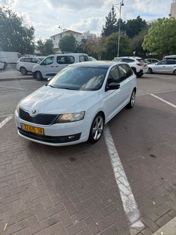 מודעת רכב סקודה ראפיד
