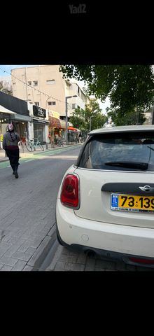 מודעת רכב מיני קופר