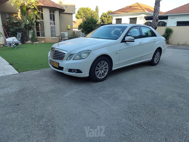 E-class Elegance E 200 אוט׳ 2.1 (136 כ״ס)
