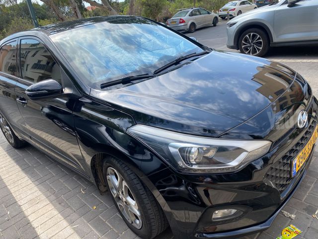 מודעת רכב יונדאי i20
