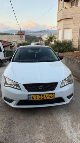 מודעת רכב סיאט לאון