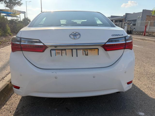 מודעת רכב טויוטה קורולה