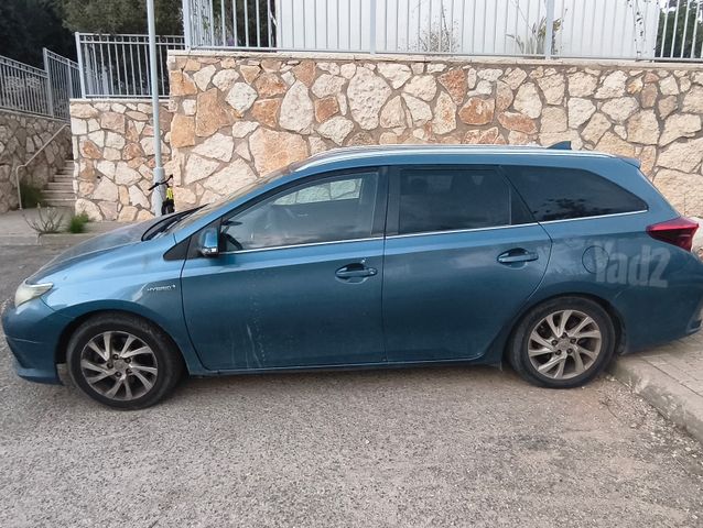 מודעת רכב טויוטה אוריס