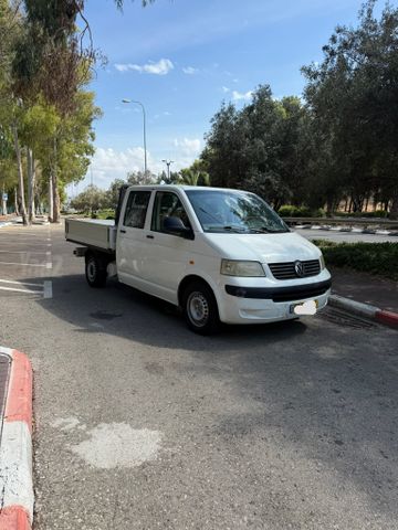 טרנספורטר 4X2 אוט׳ דאבל קבינה 5 מק 4 דל 2.5 (130 כ״ס)