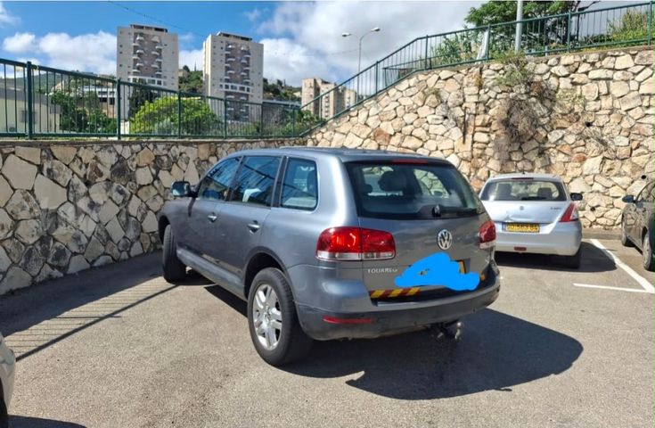 טוארג Comfortline אוט׳ בנזין 3.2 (220 כ״ס)