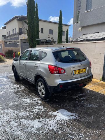 קשקאי 4X2 Acenta אוט׳ 5 מק 2.0 (140 כ״ס) [2007-2010]