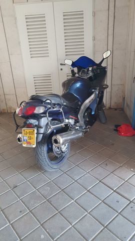 מודעת רכב קאוואסאקי ZZR1100/1200