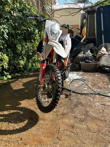 מודעת רכב KTM Enduro EXC 250