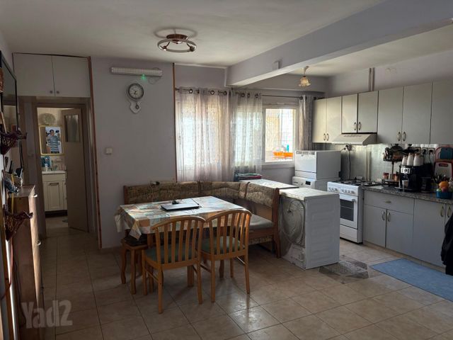 אלעזר בן יאיר 42