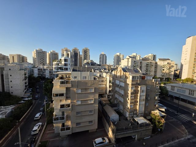 Ramat Gan, Israel 8