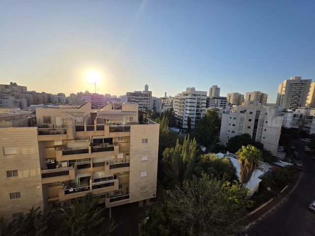 Ramat Gan, Israel 9