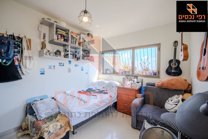 Ramat Gan, Israel 6