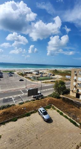 גיורא יוספטל 