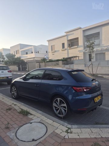 מודעת רכב סיאט לאון