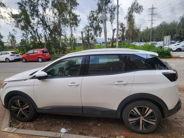 מודעת רכב פיג'ו 3008