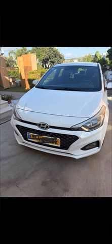 מודעת רכב יונדאי i20