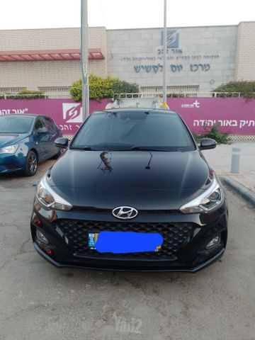 מודעת רכב יונדאי i20