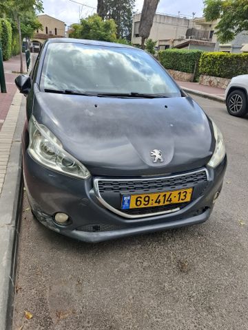 מודעת רכב פיג'ו 208