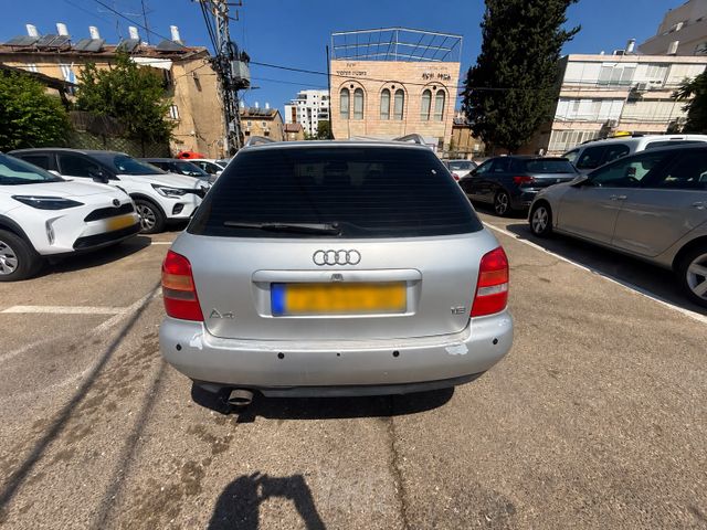 מודעת רכב אאודי A4