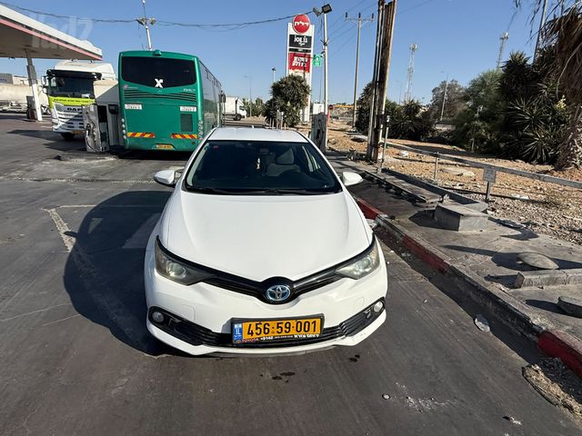 מודעת רכב טויוטה אוריס