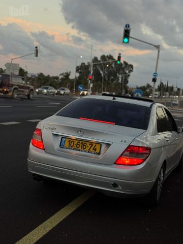 מודעת רכב מרצדס-בנץ C-class