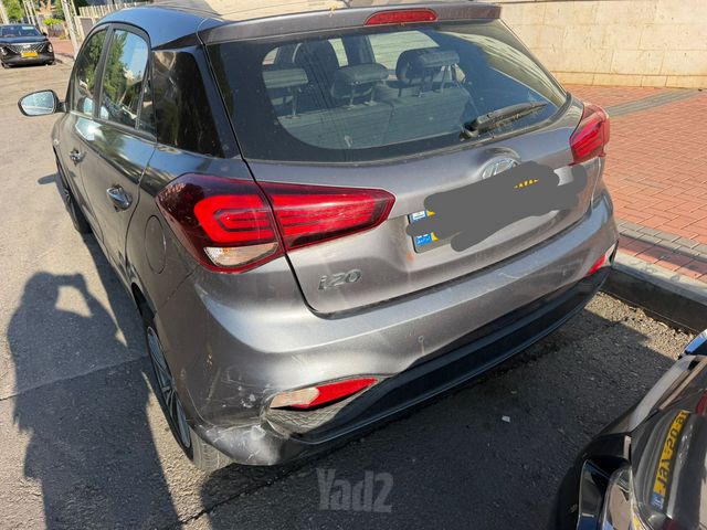 מודעת רכב יונדאי i20