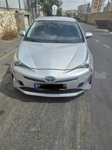 מודעת רכב טויוטה פריוס