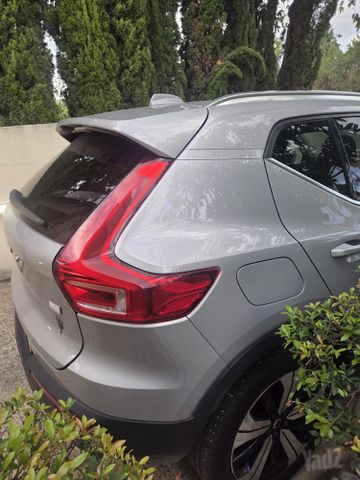 מודעת רכב וולוו XC40