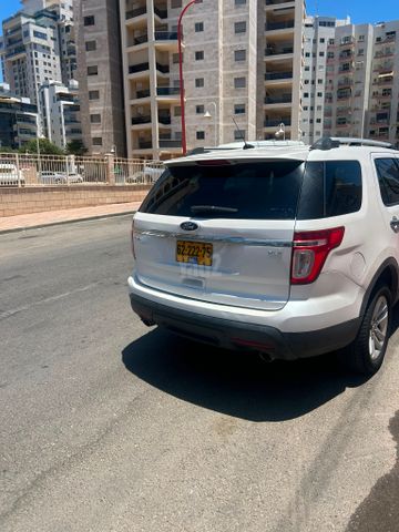 מודעת רכב פורד אקספלורר