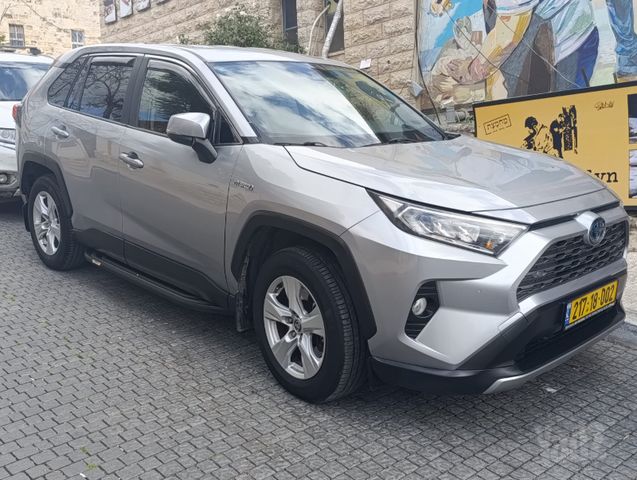 מודעת רכב טויוטה RAV4