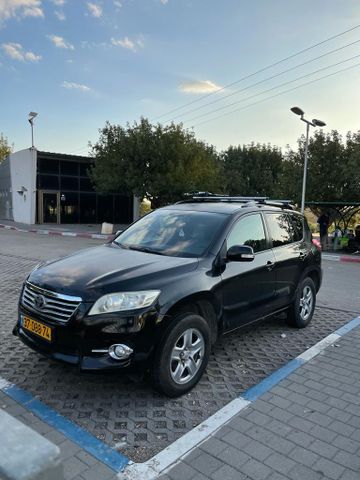מודעת רכב טויוטה RAV4