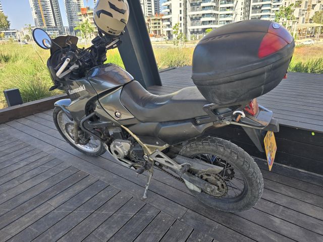 מודעת רכב קאוואסאקי KLE500