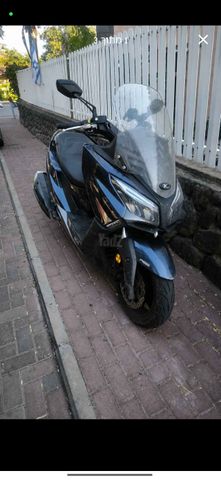 מודעת רכב קימקו איקס-טאון 250I