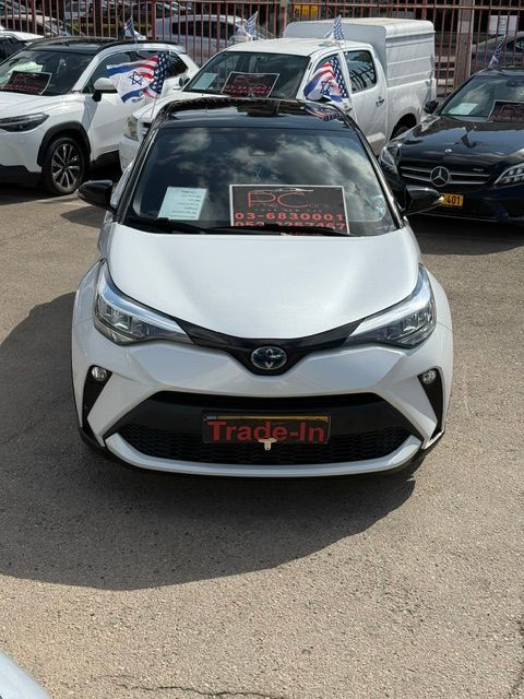 מודעת רכב טויוטה C-HR 1