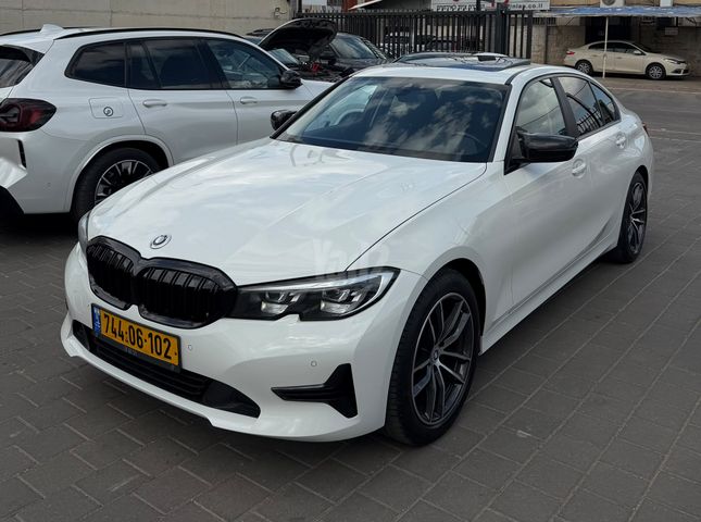 מודעת רכב ב מ וו סדרה 3