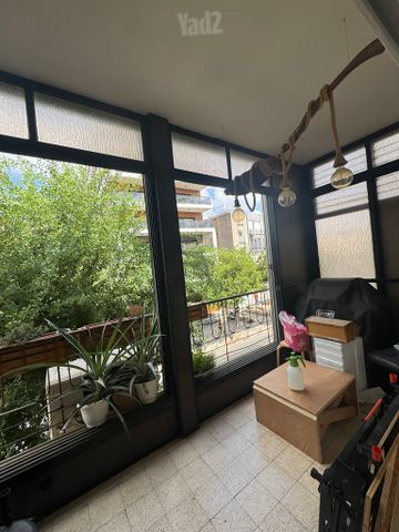 קריניצי 16